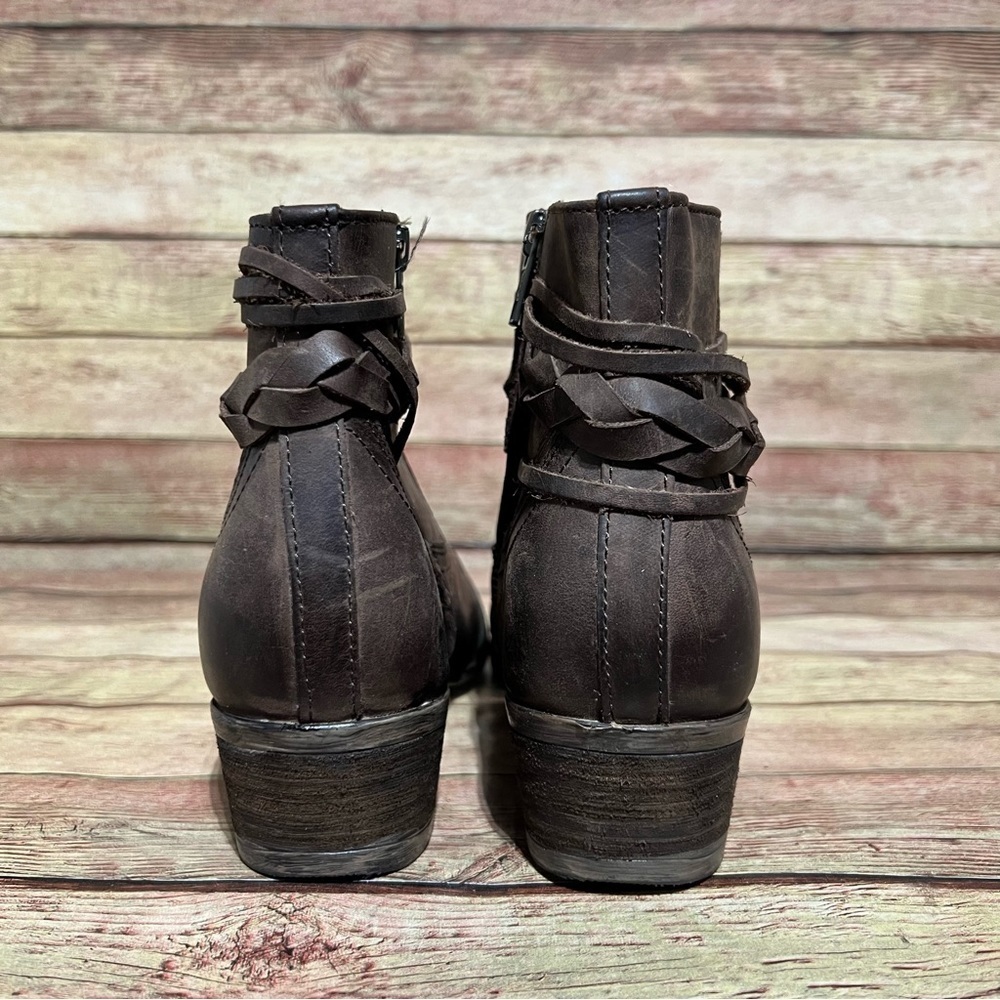 Circle G Brown Leather Ankle Boots - Picture 5 of 10